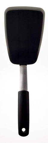 OXO Small Silicone Turner – Practical Wedding Registry Gift for Couples Building Their First Kitchen, Dishwasher Safe
