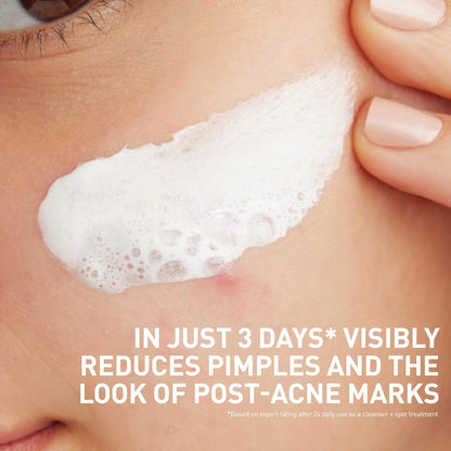 three essential ceramides (1, 3, 6-ii) to reinforce and maintain the skin's natural moisture barrier