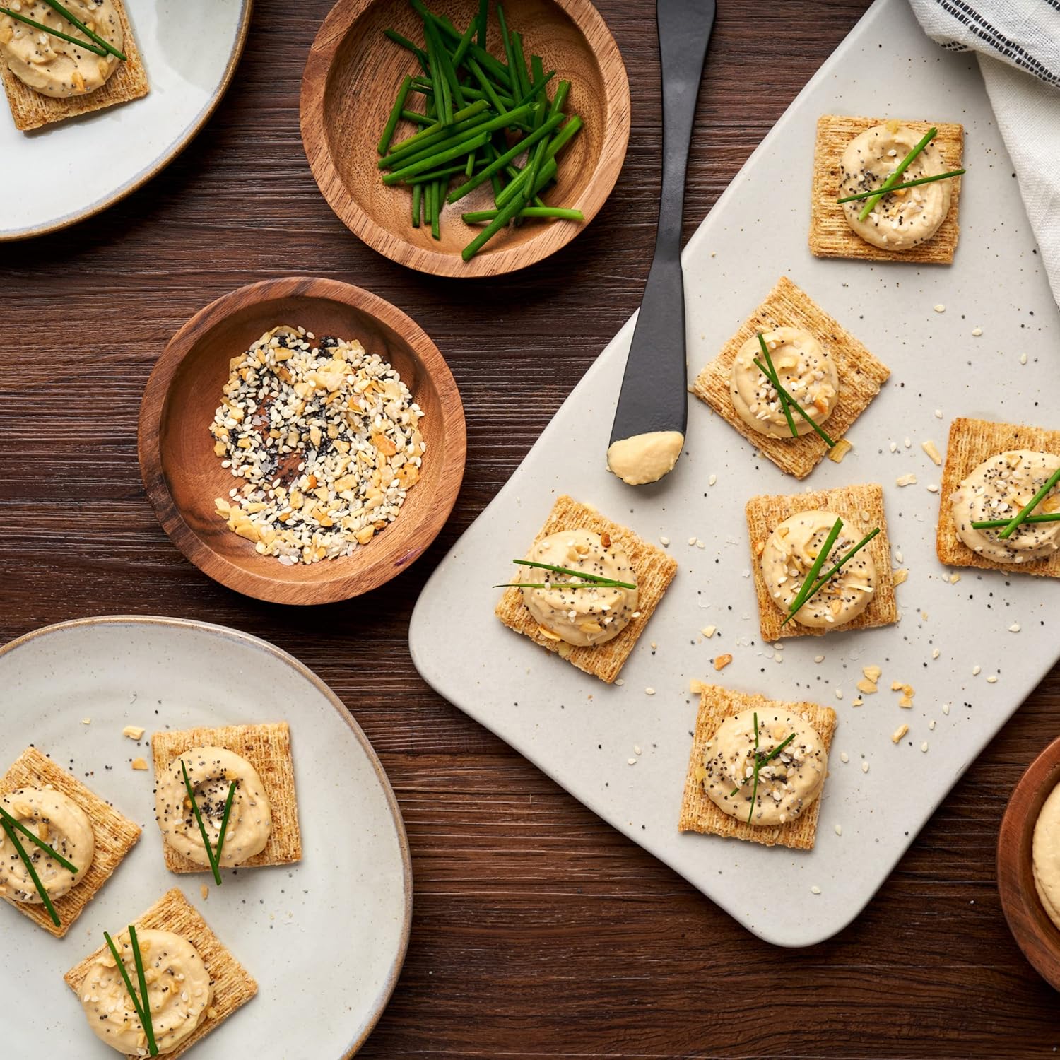 Triscuit Cracked Pepper & Olive Oil Crackers – Portable Snack for Picnics and Car Trips