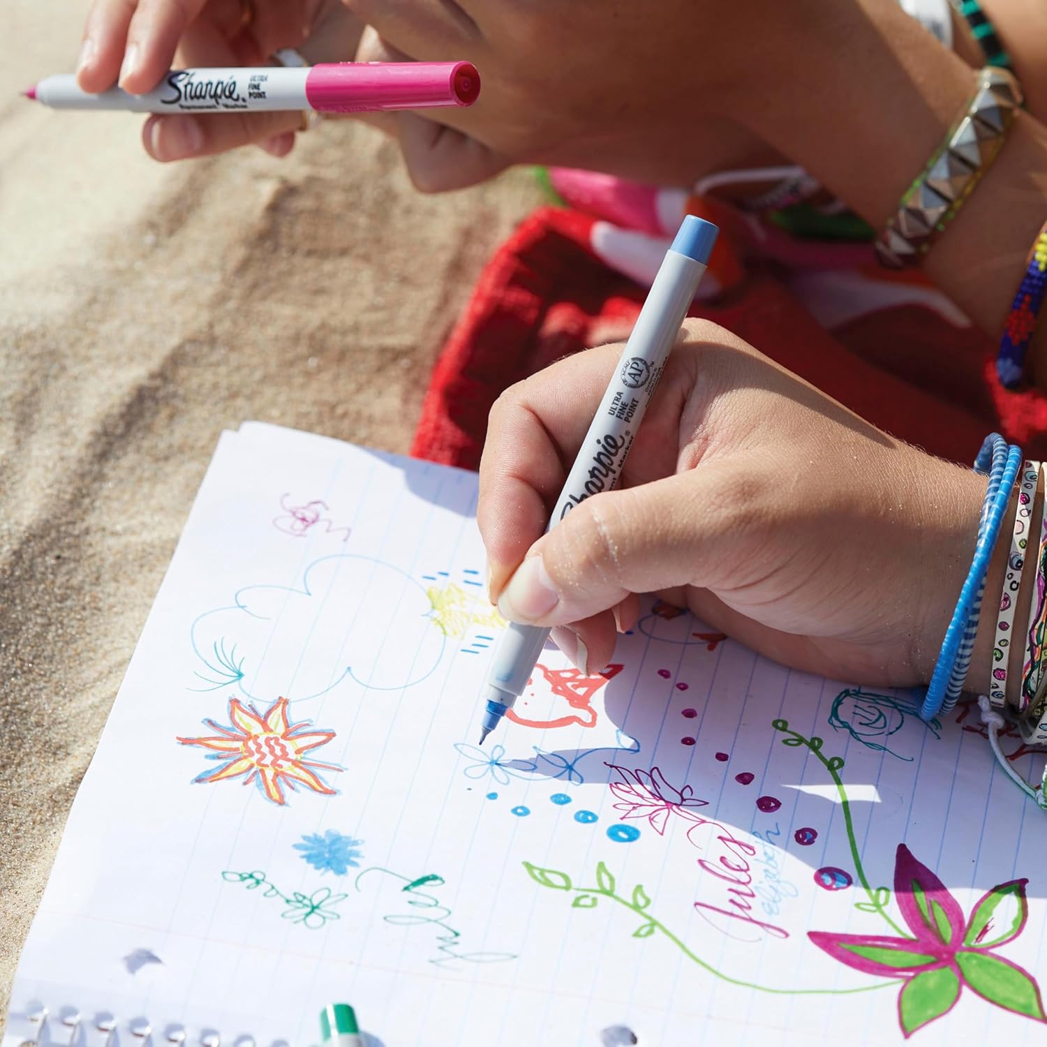 ultra-fine point tip for precise, narrow lines and detailed marking