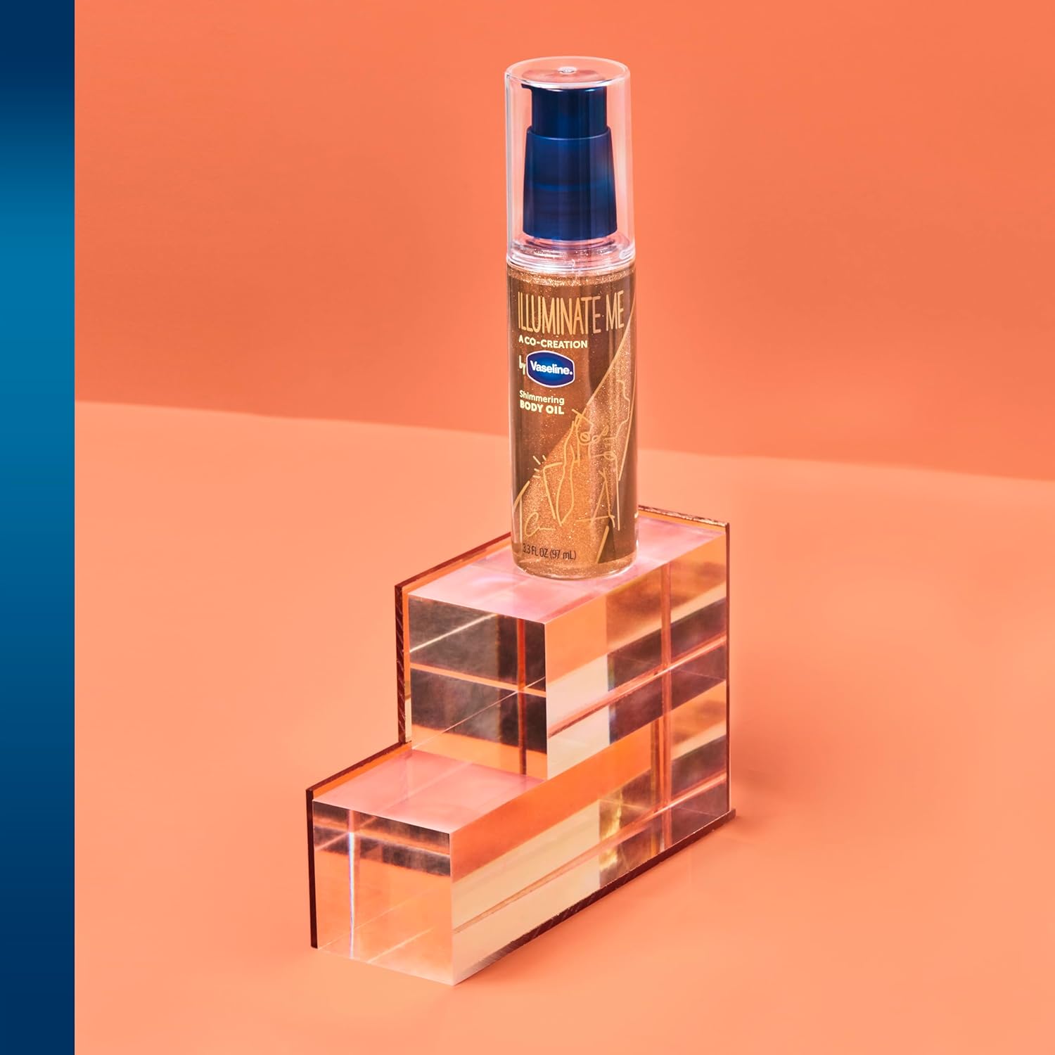 Vaseline Illuminate Me Shimmering Body Oil – Calming Shimmer Body Treatment for the Evening Wind-Down and Bath Ritual