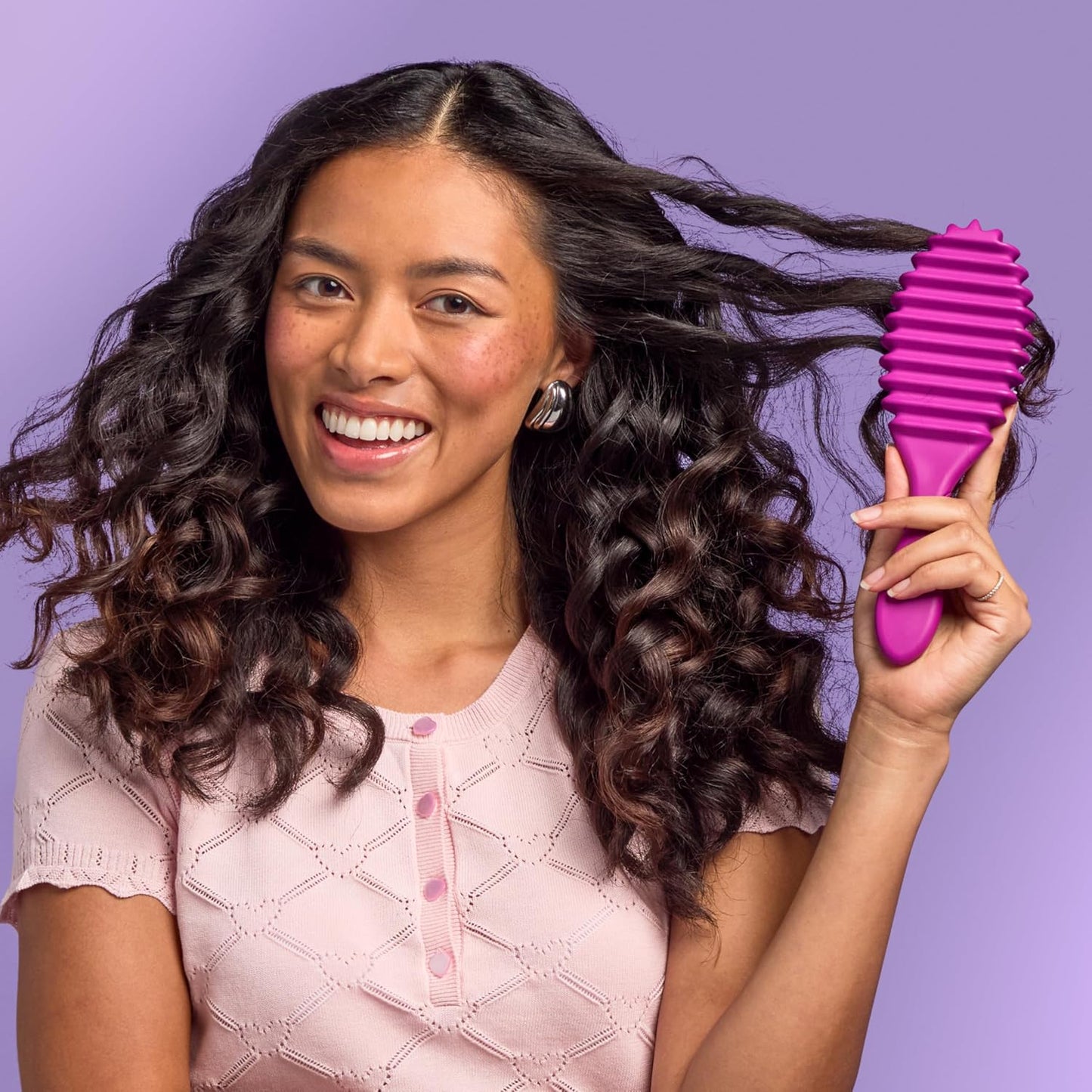 Wet Brush Curl Shaper Detangler – Gentle Detangler for Kids with Textured Hair, Tear Free Family Bath Tool