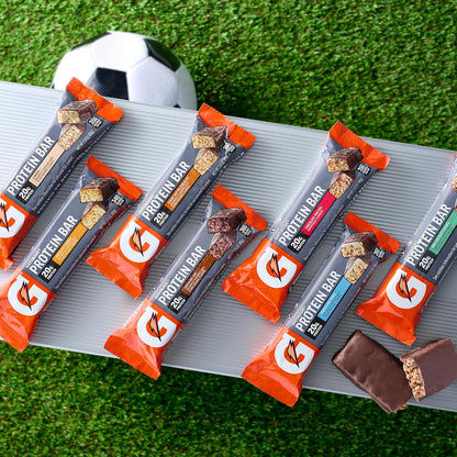 whey protein crisp core layered with chocolate coating and creme filling