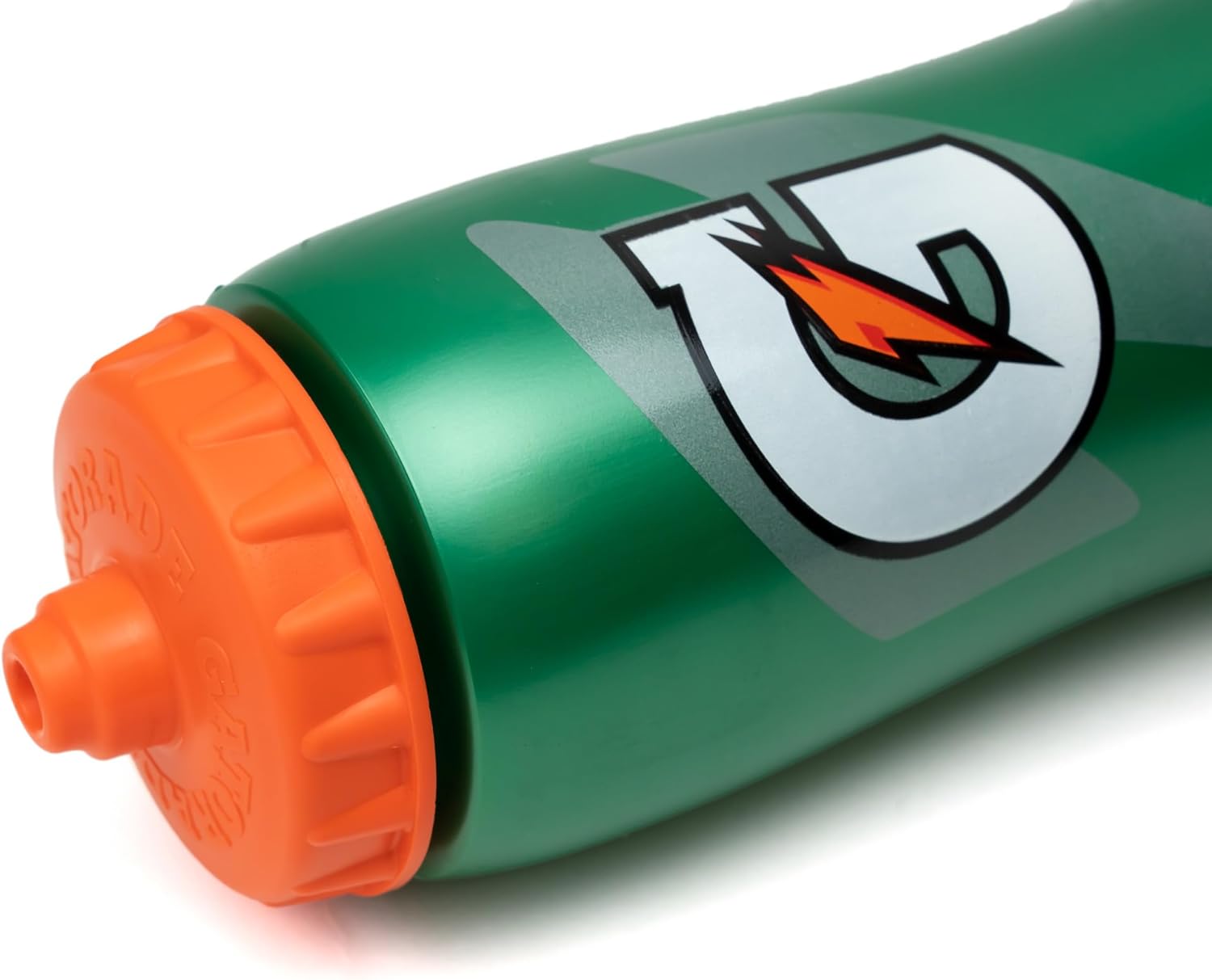 wide-mouth screw-on lid for refilling and adding ice