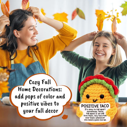 Wool crochet taco with affirmation card – child-friendly keepsake for back-to-school desks and cubbies