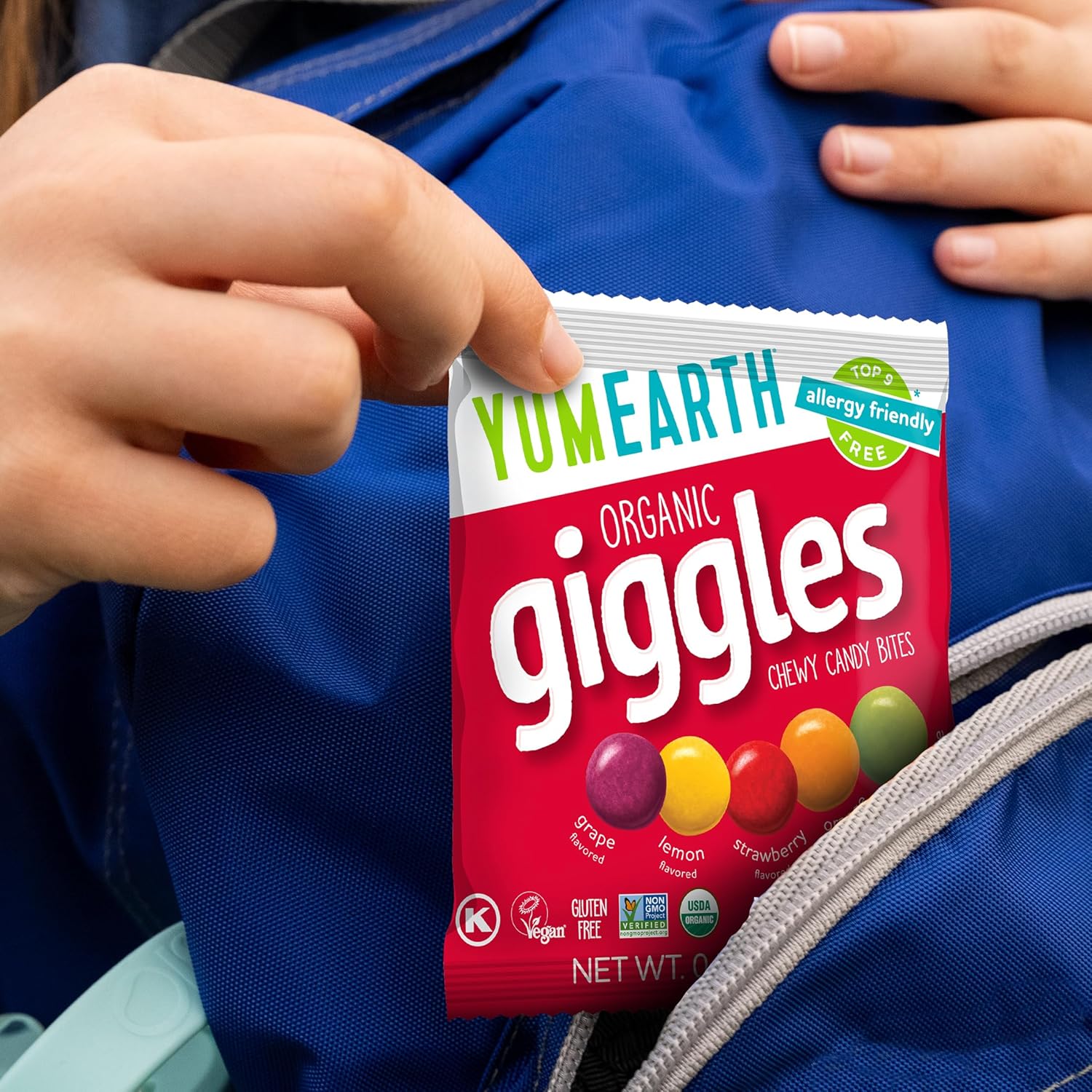 YumEarth Organic Giggles Chewy Candy – Allergy Safe Lunchbox Snack for Kids, Top 9 Allergen Free Fruit Candy Box